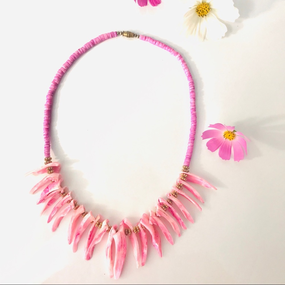 Shell Necklace Pink & Gold